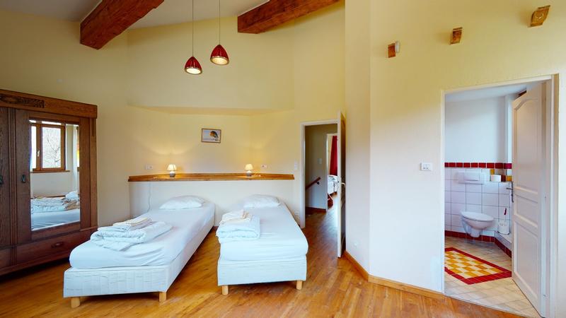 Maison - 750 m² - 19 pièces