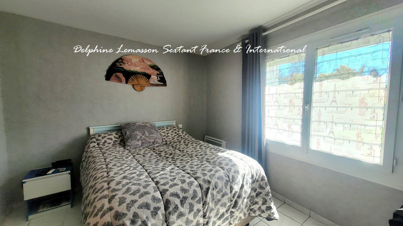 Maison - 240 m² - 12 pièces