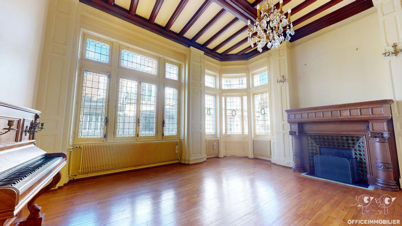 Appartement - 180 m² - 5 pièces