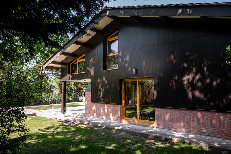 Maison - 190 m² - 8 pièces