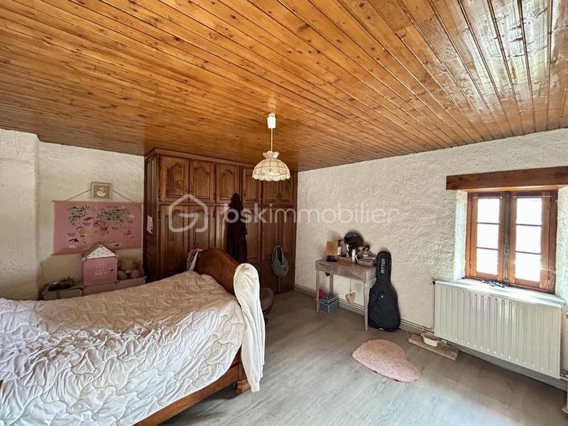 Maison - 284 m² - 9 pièces