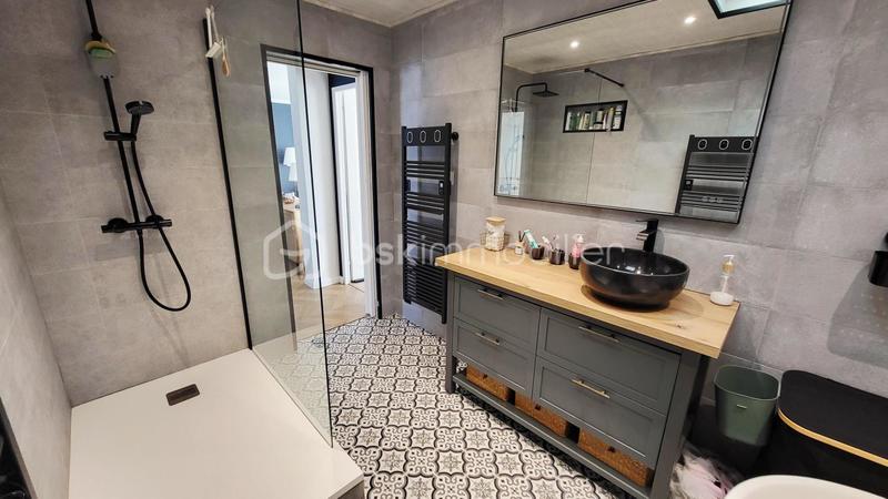 Appartement - 96 m² - 5 pièces