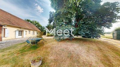 Maison - 561 m² - 15 pièces