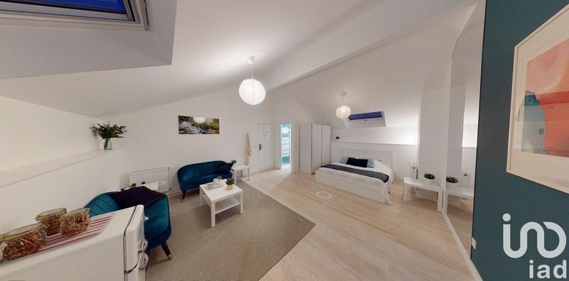 Maison - 384 m² - 19 pièces