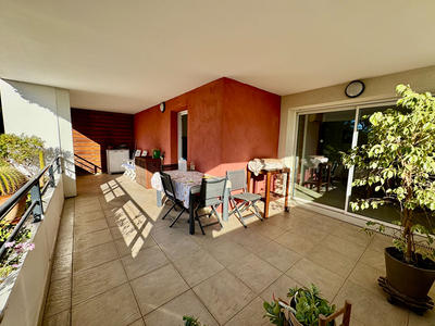 Appartement - 105 m² - 4 pièces