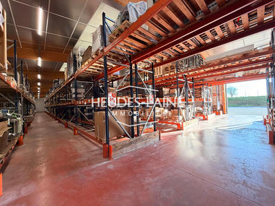 Local commercial - 1 500 m²