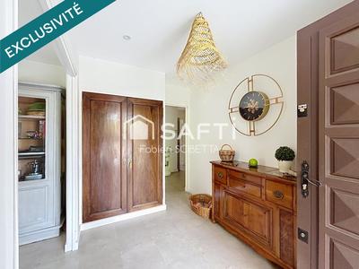 Villa - 200 m² - 7 pièces