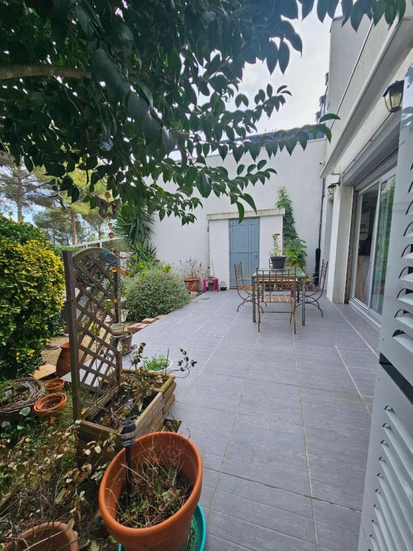 Appartement - 110 m² - 6 pièces