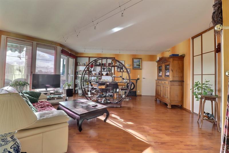 Appartement - 96 m² - 4 pièces