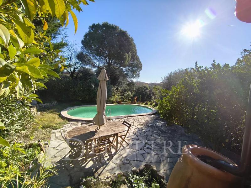 Maison - 101 m² - 4 pièces