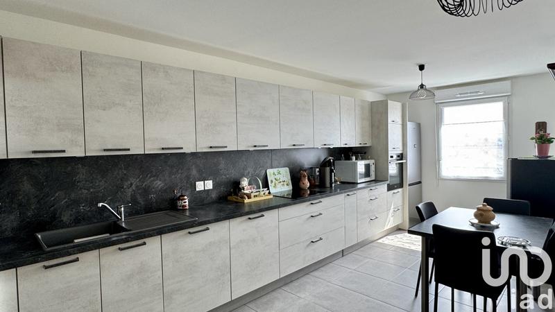 Appartement - 77 m² - 4 pièces