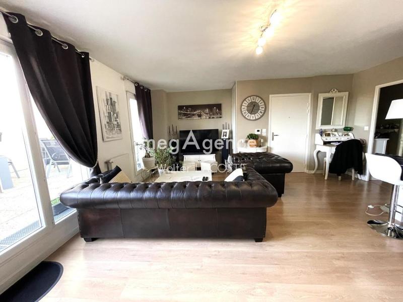 Appartement - 80 m² - 4 pièces