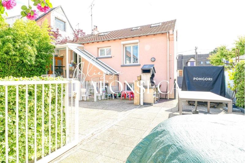 Maison - 134 m² - 7 pièces