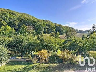 Maison - 151 m² - 6 pièces