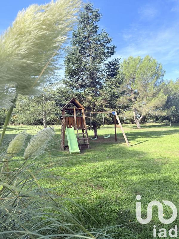 Maison - 605 m² - 19 pièces