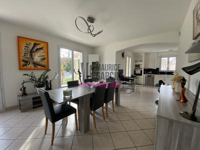 Maison - 145 m² - 5 pièces