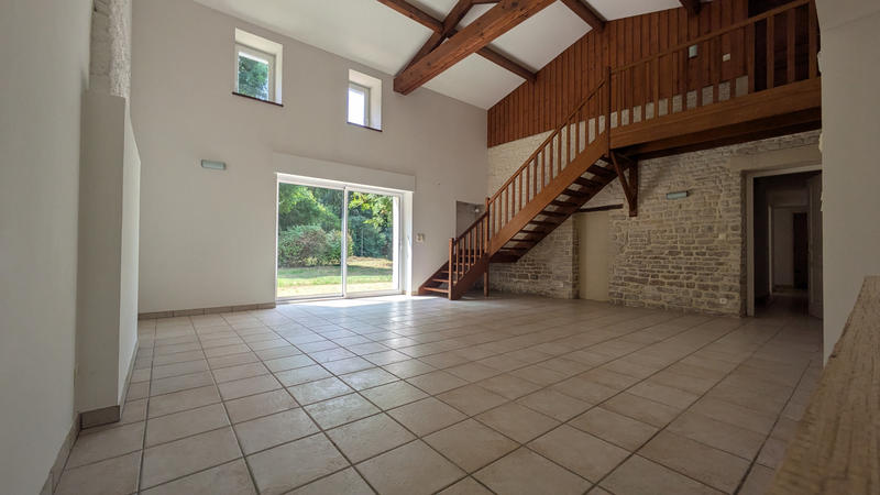 Maison - 142 m² - 6 pièces