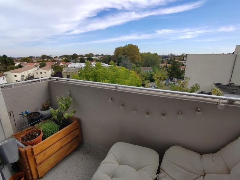 Appartement - 75 m² - 3 pièces