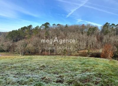 Terrain constructible - 6 820 m²