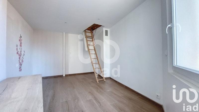 Maison - 230 m² - 5 pièces