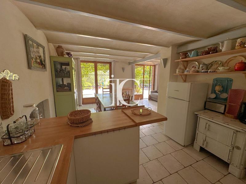 Propriété - 175 m² - 8 pièces