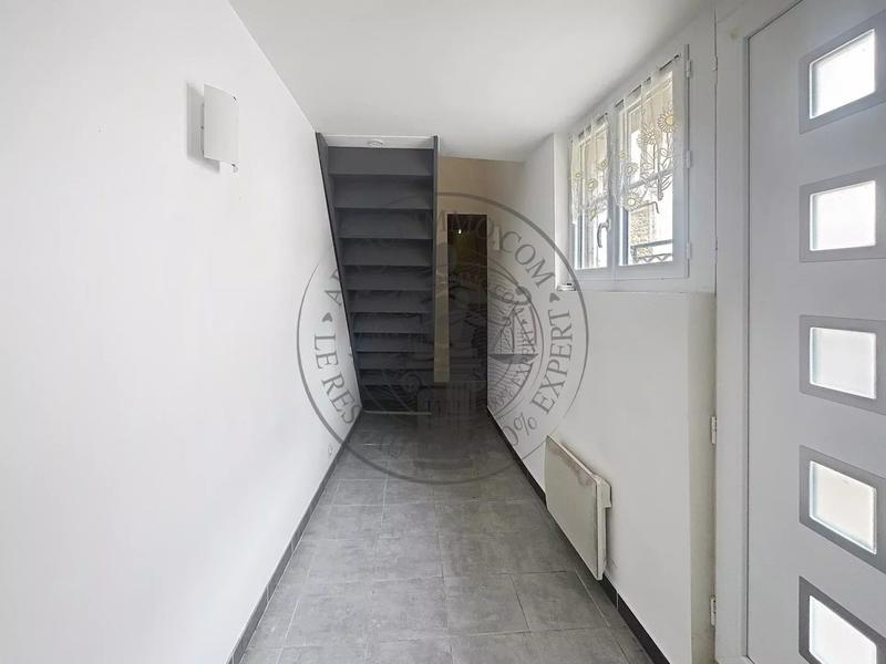 Maison - 96 m² - 4 pièces