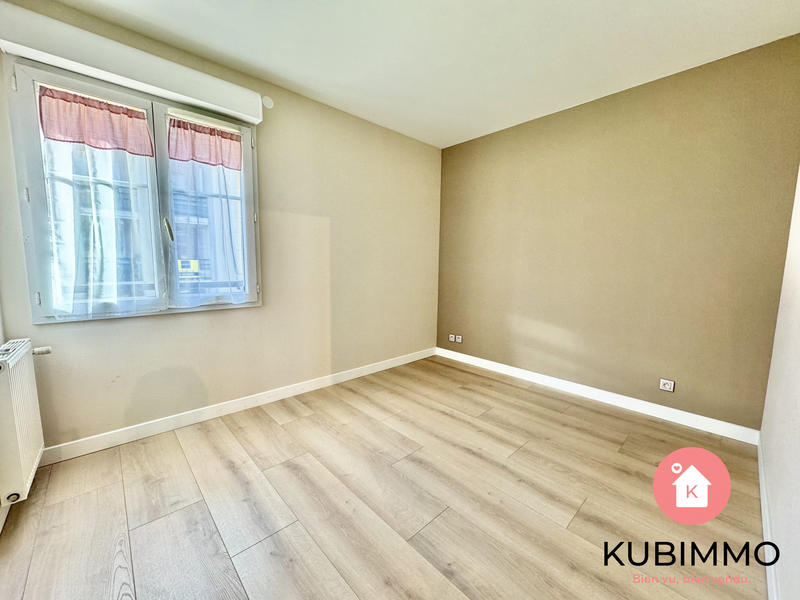 Maison - 95 m² - 5 pièces