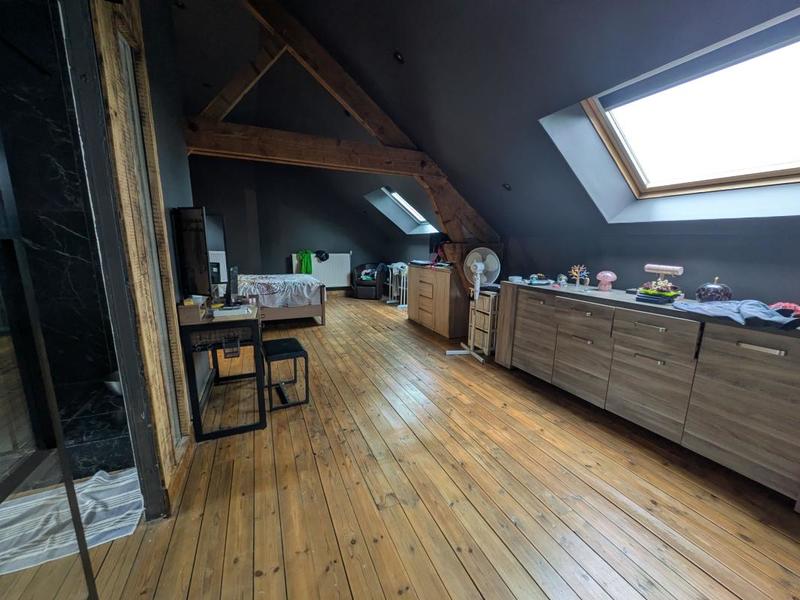 Maison - 202 m² - 5 pièces