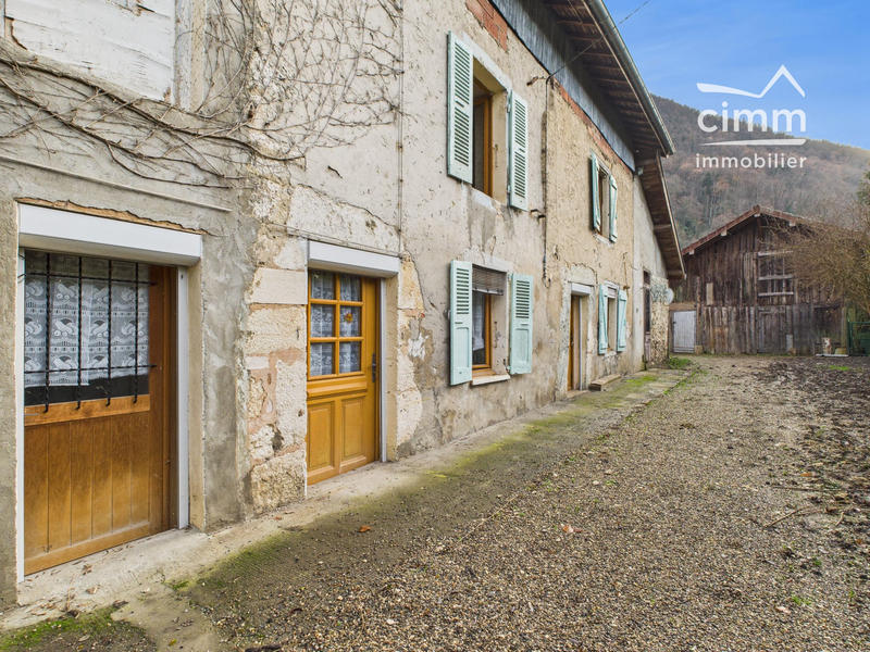 Maison ancienne - 140 m² - 5 pièces