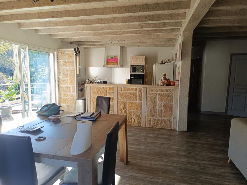 Maison - 170 m² - 6 pièces