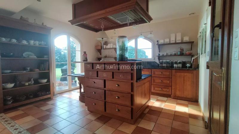 Maison - 192 m² - 6 pièces