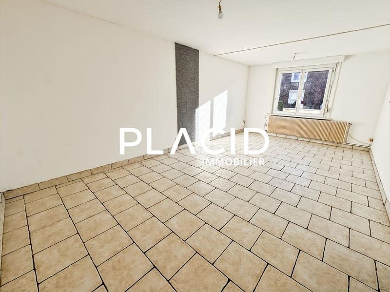 Maison - 104 m² - 4 pièces