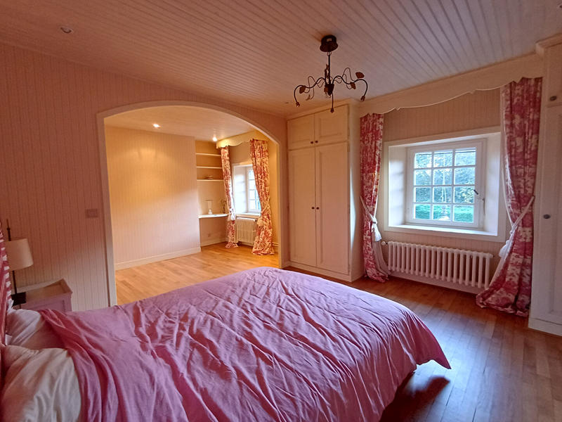 Maison - 147 m² - 7 pièces