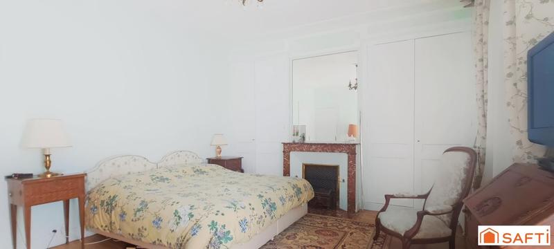 Maison de maîtres - 226 m² - 11 pièces