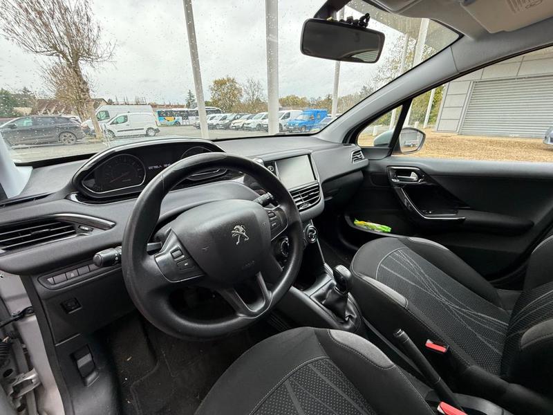 Peugeot 208 1.2 Vti 82 Ch Moteur 40000 Km Garantie 6 Mois / Reprise Possible