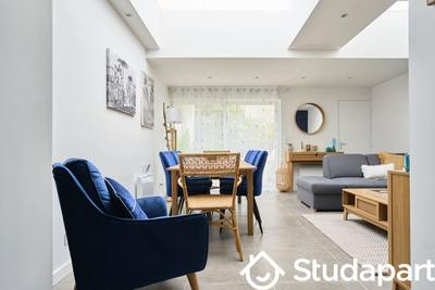 Chambre - 13 m² - 1 pièce