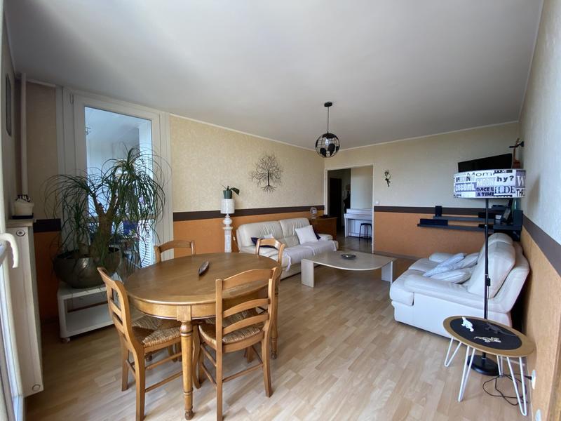 Appartement - 81 m² - 4 pièces