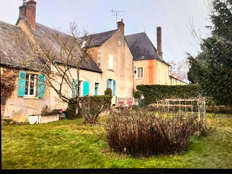 Maison - 305 m² - 10 pièces