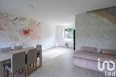 Maison - 72 m² - 5 pièces