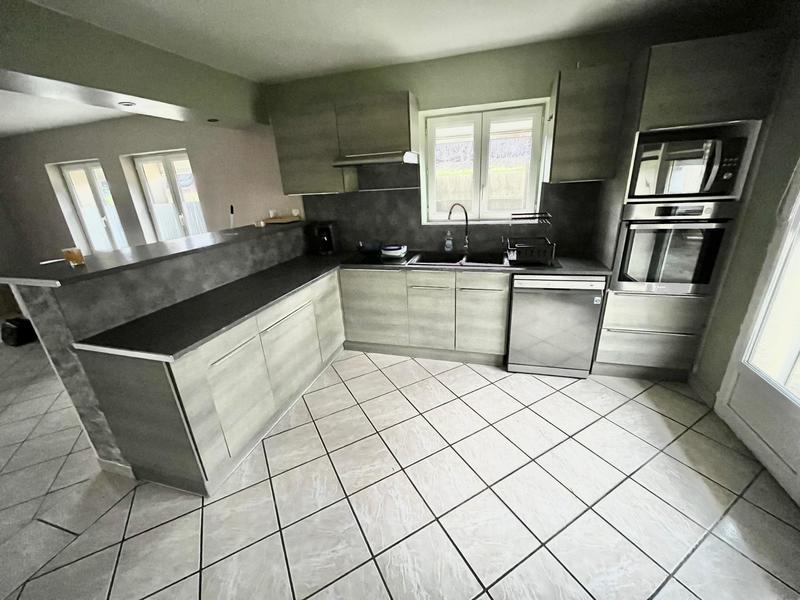 Immeuble - 170 m² - 7 pièces