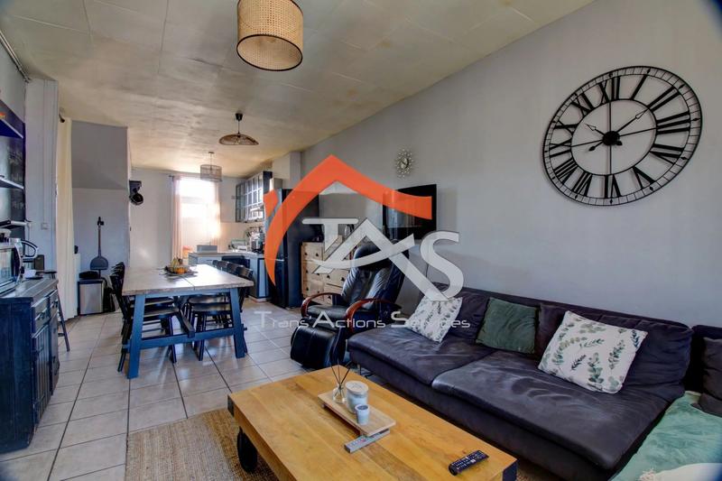 Immeuble - 252 m² - 11 pièces