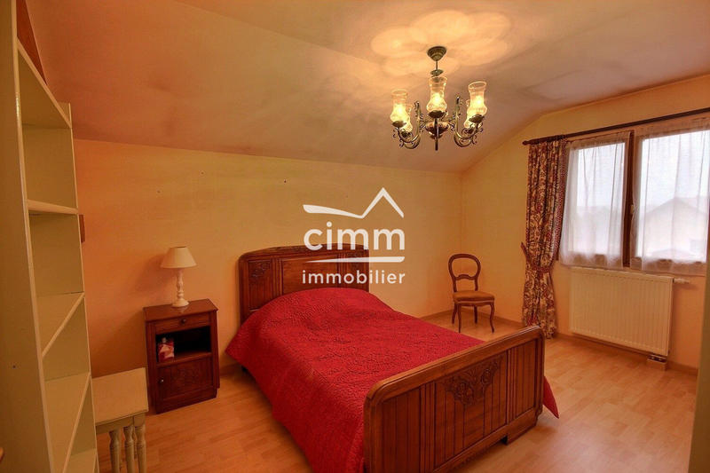 Maison - 135 m² - 5 pièces