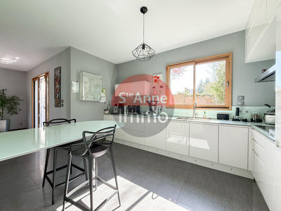 Maison - 160 m² - 6 pièces