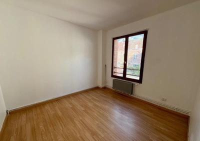 Maison - 96 m² - 6 pièces