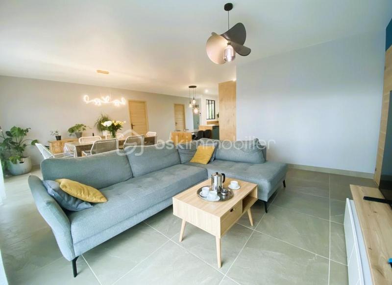 Maison - 125 m² - 6 pièces