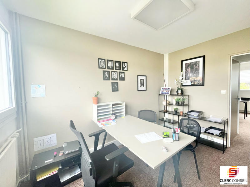 Bureau - 87 m²