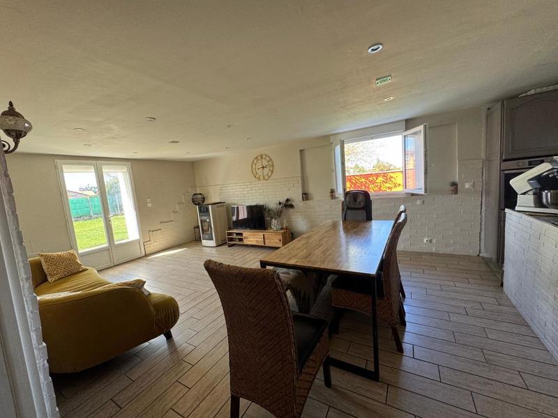 Maison - 151 m² - 7 pièces