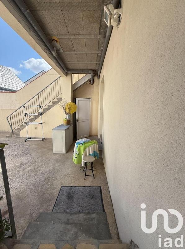 Maison - 214 m² - 11 pièces