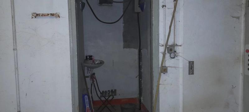 Local d'activité / Entrepôt - 4 076 m² - 10 pièces