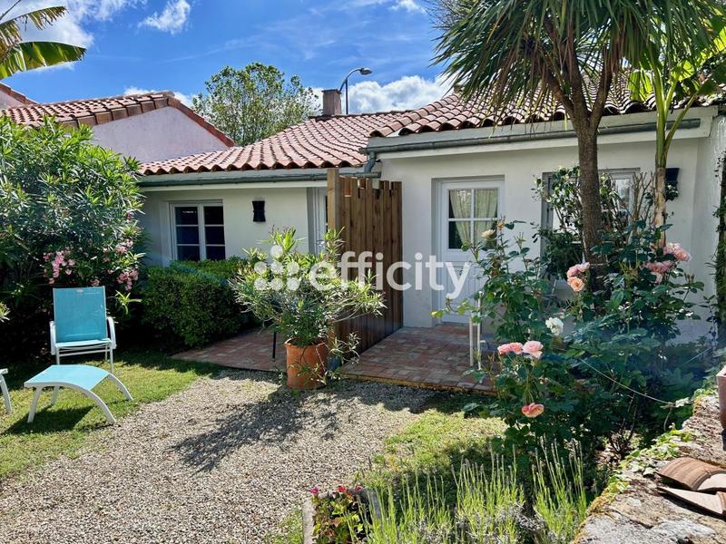 Maison - 372 m² - 11 pièces